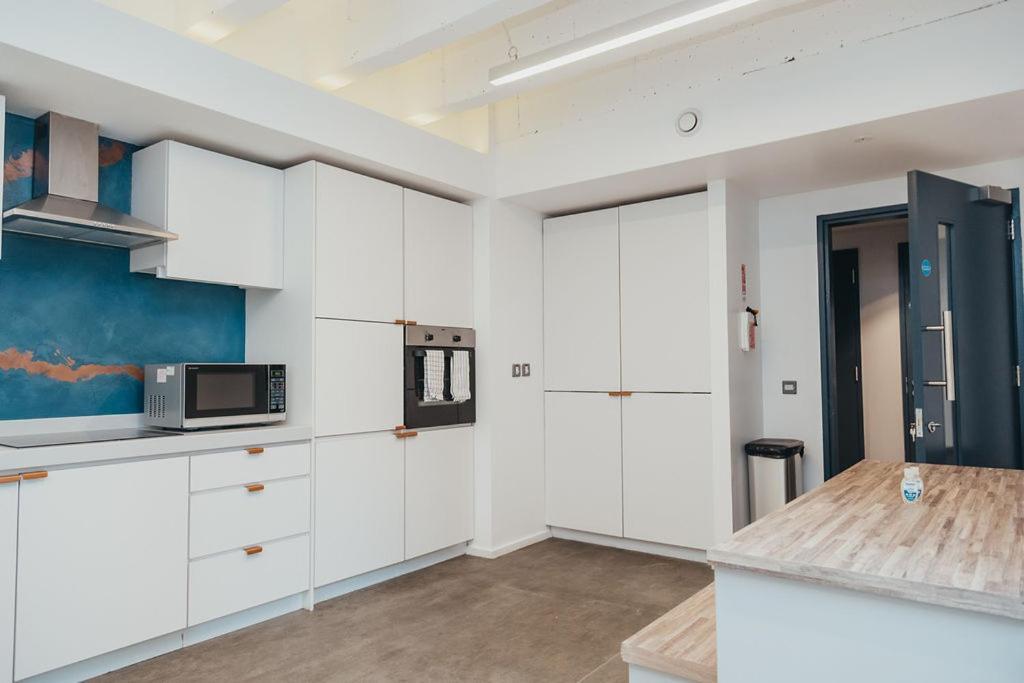 Quarter By The Warren Collection Hotell Belfast Exteriör bild
